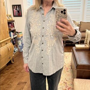 Gray Button-Up Shirt with Embroidered Floral Design